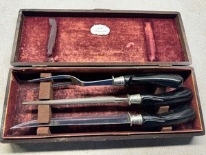 lot 103 image: Vintage Flint Hollow Ground Carving Set