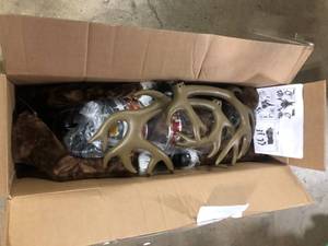 Home Accents Holiday 4.5 ft. Animated Reindeer   Customer Returns See Pictures