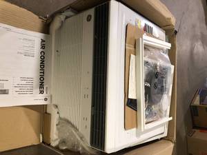 GE 8,000 BTU 115V Window Air Conditioner Cools 350 Sq. Ft. with SMART technology, ENERGY STAR and Remote in White  Customer Returns See Pictures