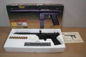 lot 2C image: Daisy Model 12 SoftAir Pellet Pistol