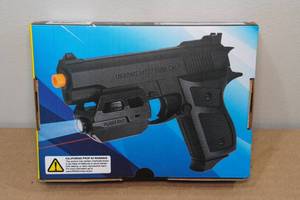 lot 19 image: UKArms M777 Spring Powered Airsoft Gun with Laser