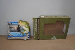 lot 67 image: Bass Fishing Picture Frame 4x6