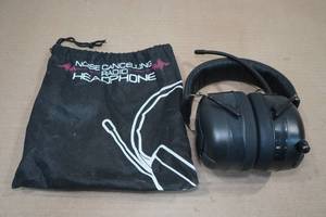 lot 131 image: Noise Cancelling Head Phones