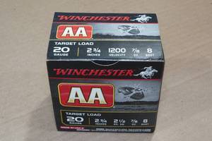 lot 265 image: 25 Winchester AA 20 Gauge 2-34 8 Shot Shotshells