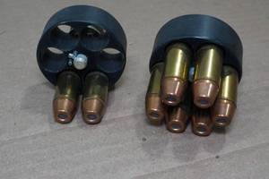 lot 310 image: 8 Rounds of .44 Rem Mag Ammo with 2 Speedloaders
