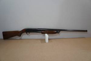 lot 1I image: Ithaca Model 37R Featherlight 12 Gauge Pump-Action Shotgun - 28 Barrel