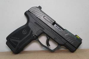 lot 1F image: Ruger Max-9 9mm Semi-Auto Pistol