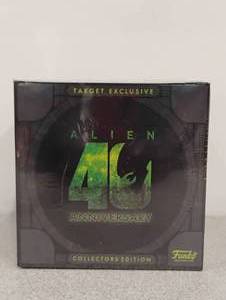 lot 46 image: NEW ALIEN 40TH ANNIVERSARY COLLECTORS EDITION FUNKO POP