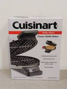 lot 43 image: NEW CUISINART WAFFLE MAKER