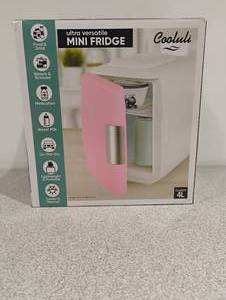 lot 71 image: COOLULI MINI FRIDGE