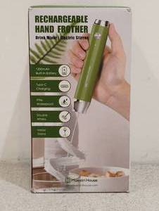 lot 84 image: NEW RECHARGEABLE HAND FROTHER