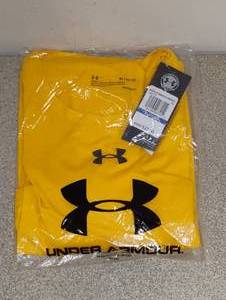 lot 103 image: NEW UNDER ARMOUR LOOSE FIT HEAT GEAR SHORT SLEEVE SHIRT XL YELLOW