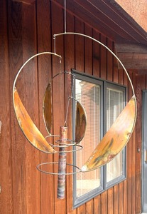 lot 9 image: Artisan Made Metal Hanging Decor