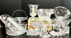 lot 68 image: Crystal Varied Beautiful Items Including Tuscany Classic Crystal Serving Bowl