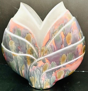 lot 71 image: Hand Painted Vase by Nouveau Art Glass Inc.