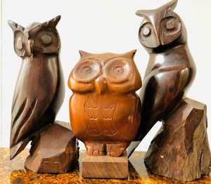 lot 72 image: Three Unique Vintage Decorative Wooden Owl Figurines