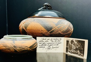 lot 162 image: The Clay Cellar 3 Piece Oriental  Indian Design by J Furney