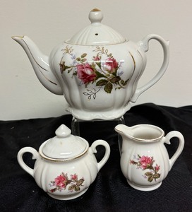 lot 196 image: Pink Rose Vintage Floral Musical Teapot with Creamer Pitcher and Sugar Dish