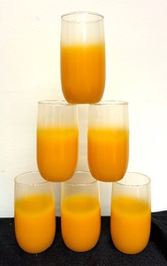 lot 200 image: Vintage Blendo Ombre Tumber Set  Vintage Blendo Juice Glasses