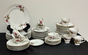 lot 186 image: Vintage Pink Rose Floral China Grouping