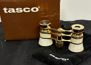 lot 226 image: Tasco Opera Glasses
