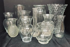 lot 303 image: Variety of Clear Glass Vases