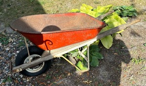 lot 322 image: Wheel Barrow