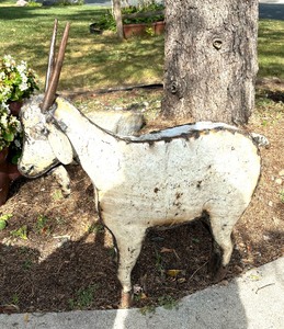 lot 323 image: Decorative Metal Goat Figurine