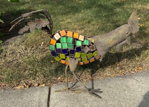 lot 326 image: Colorful Decorative Metal Rooster Figurine