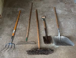 lot 385 image: Brooms, Shovels, Rake and Pitchfork