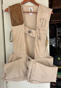 lot 403 image: Bob Allen Sportswear Vest Size Medium