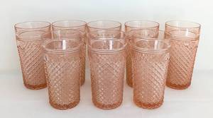 lot 45 image: Vintage Miss America Pink Depression Glass Tumbler Set