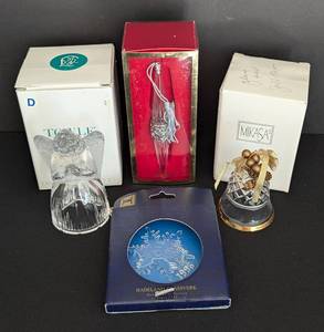 lot 245 image: Crystal Ornaments and Angel Candleholder