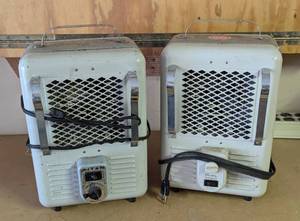 lot 411 image: Pair of Titan Space Heaters
