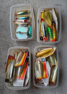 lot 414 image: Assorted New Fishing Lures