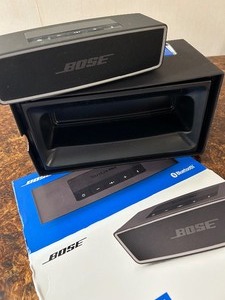 lot 138 image: Bose Soundlink Mini