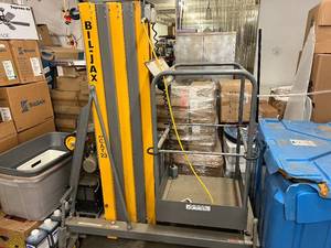 lot 1 image: Bil-Jax XLT-CAT 23 Push Around Platform Lift, Electric