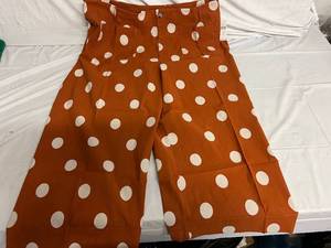 lot 29 image: Anthropologie Plus The Colette Cropped Wide Leg Pants
