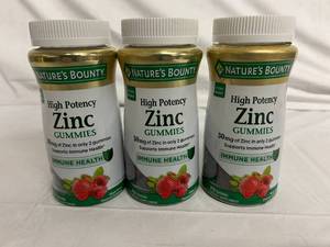 lot 48 image: 3 Bottles of Zinc Gummies