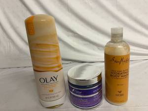 lot 52 image: 3 Health and Beauty Products