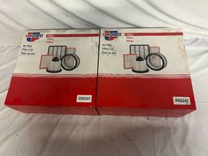 lot 58 image: 2 Carquest Air Filters - R88241