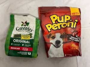 lot 116 image: 2 Bags of Dog Treats