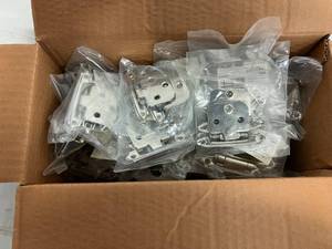 lot 123 image: 25 Allison Chrome Self-Closing Hinges