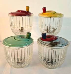 lot 60 image: Vintage Kitchen Beater Jar Collection
