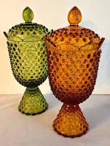 lot 67 image: Vintage Fenton Hobnail Apothecary Jars