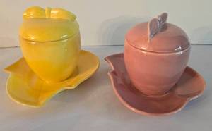 lot 75 image: Vintage Red Wing Decorative Pottery Set including Yellow Apple Covered Dish