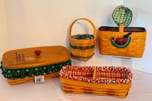 lot 40 image: Collection of Four Vintage Longaberger Baskets