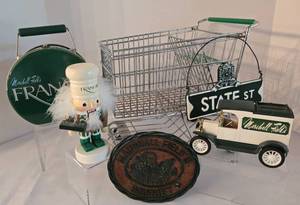 lot 131 image: Collectible Marshall Fields Memorabilia