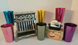 lot 148 image: Vintage Marion Grant Flip Flop Toaster & Vintage Metal Tumblers & More