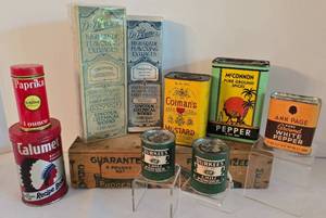 lot 160 image: Selection of Vintage Food Product Boxes